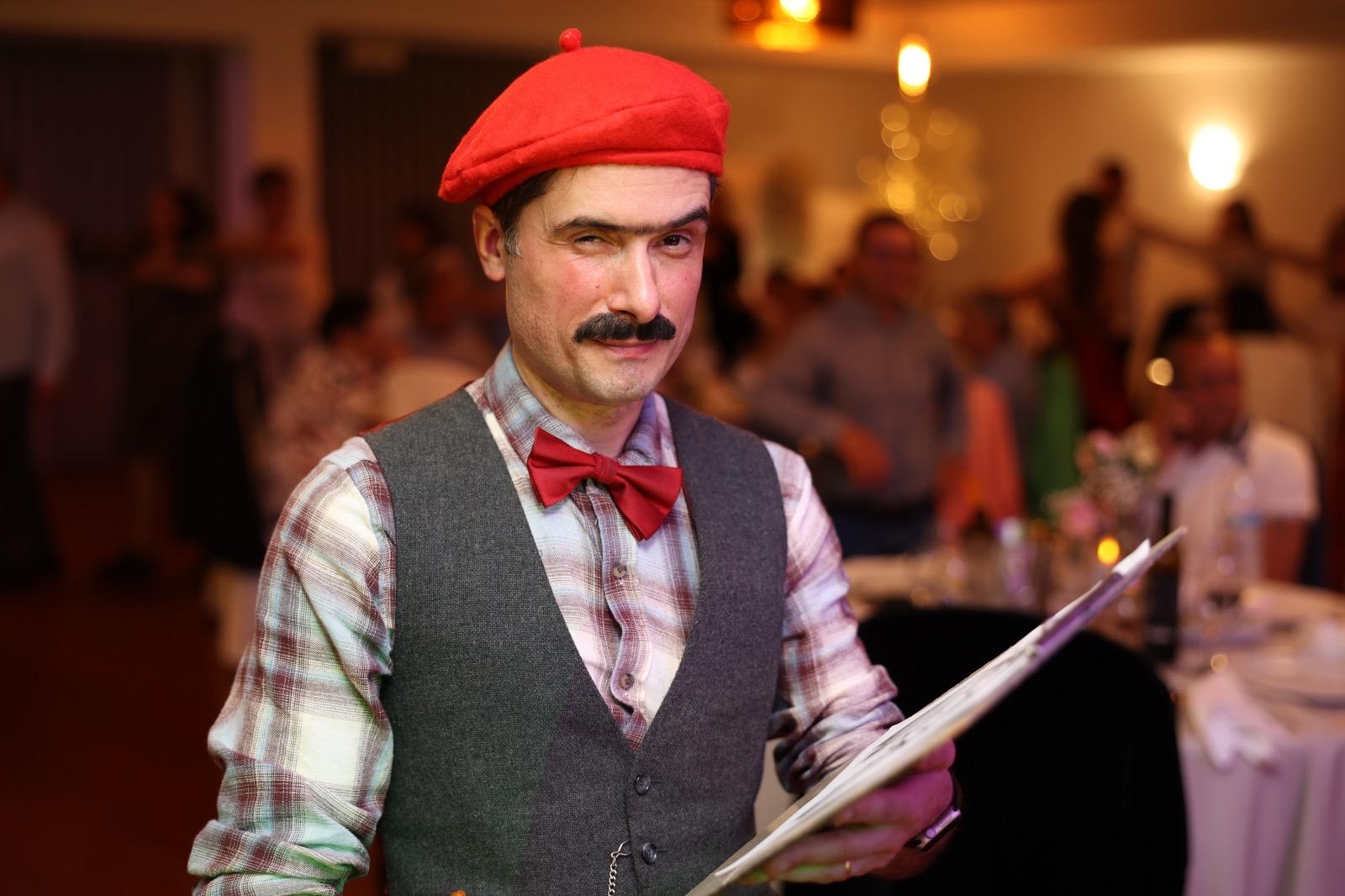 Zé Laustíbia — Party Entertainer — 7