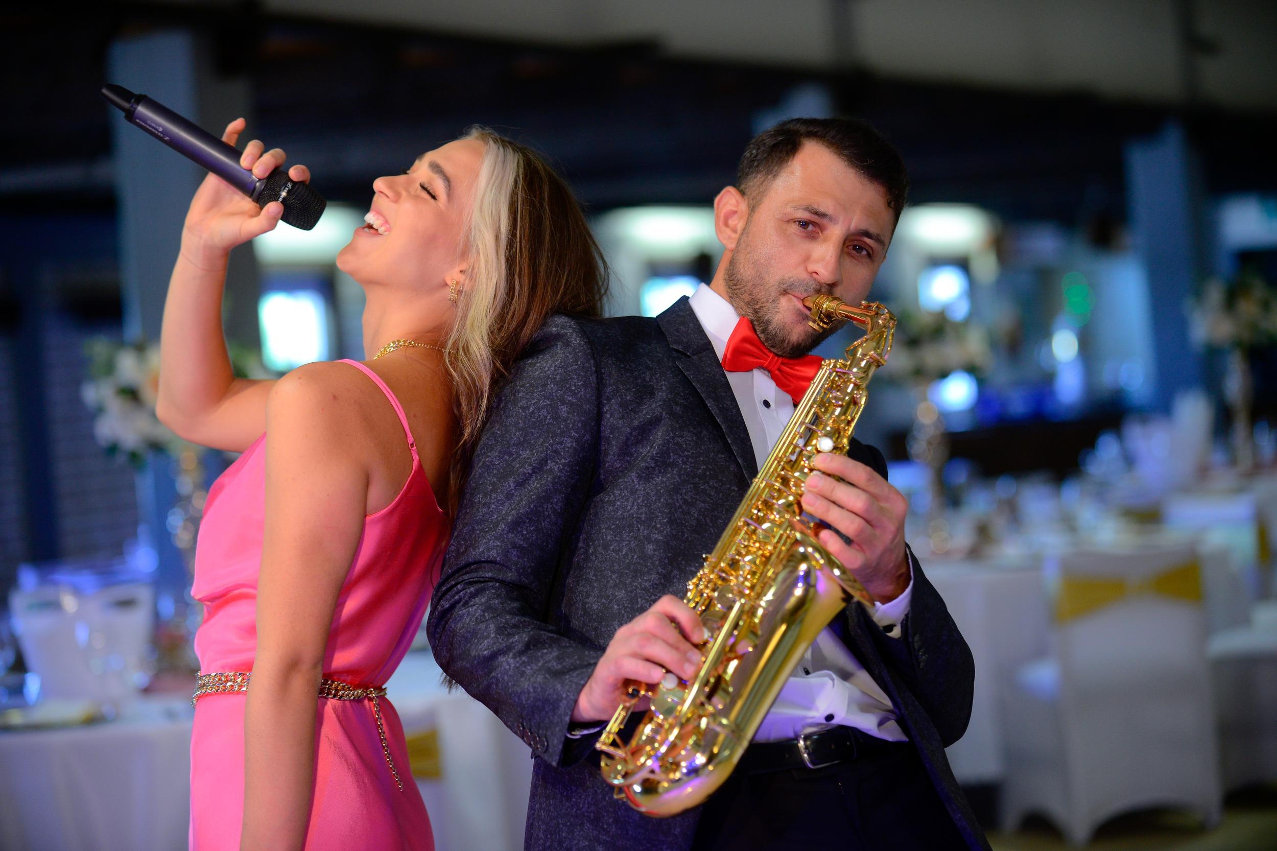 Sergej Omelnickij – DJ & Live Saxophon — 6
