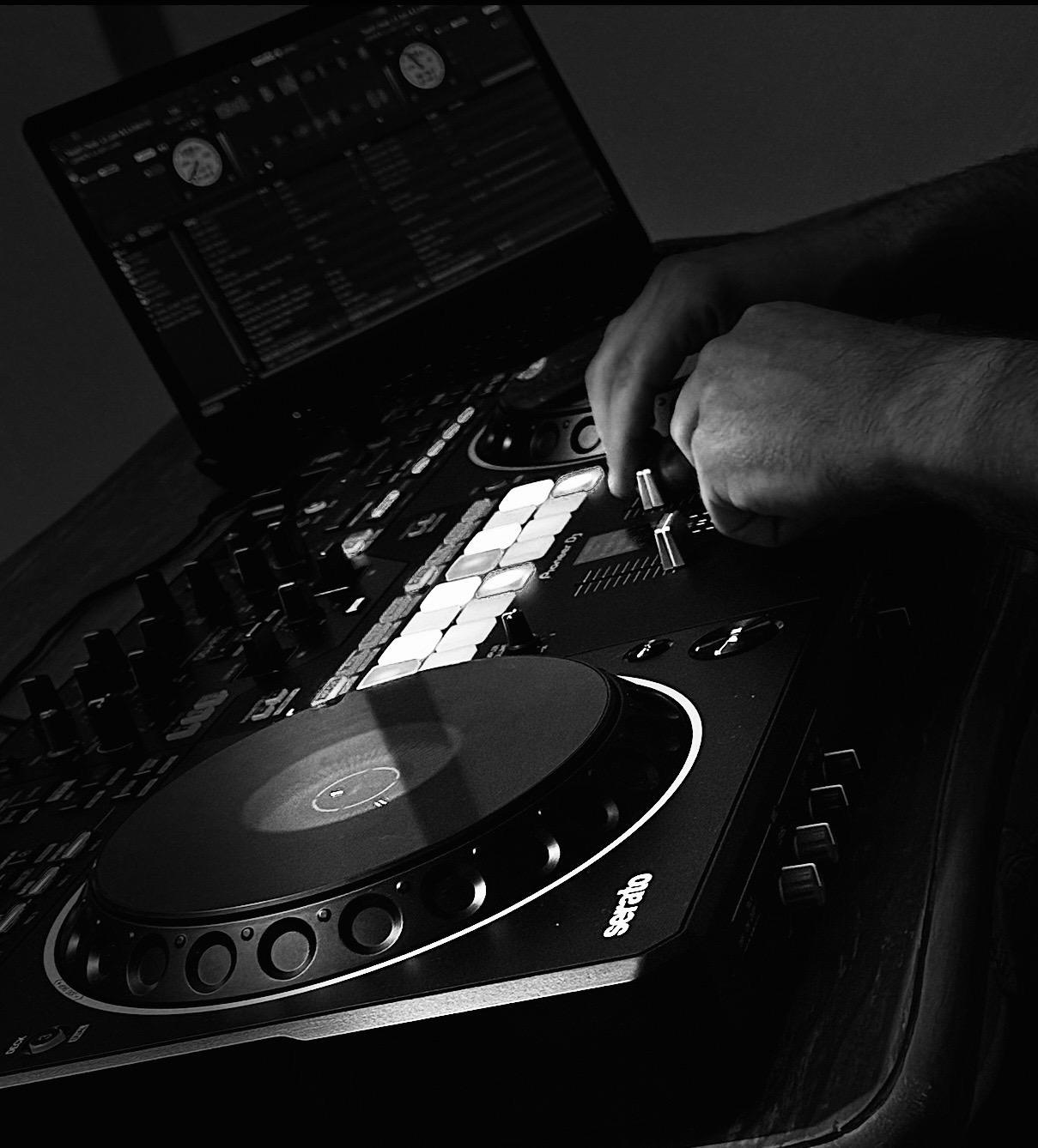 DJ BASS I — 3